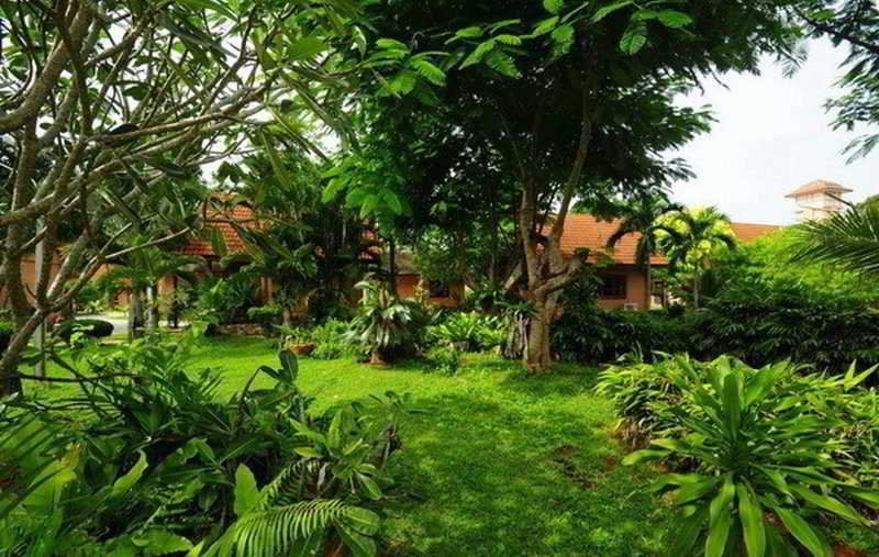 Alongkot Beach Resort Khanom Luaran gambar