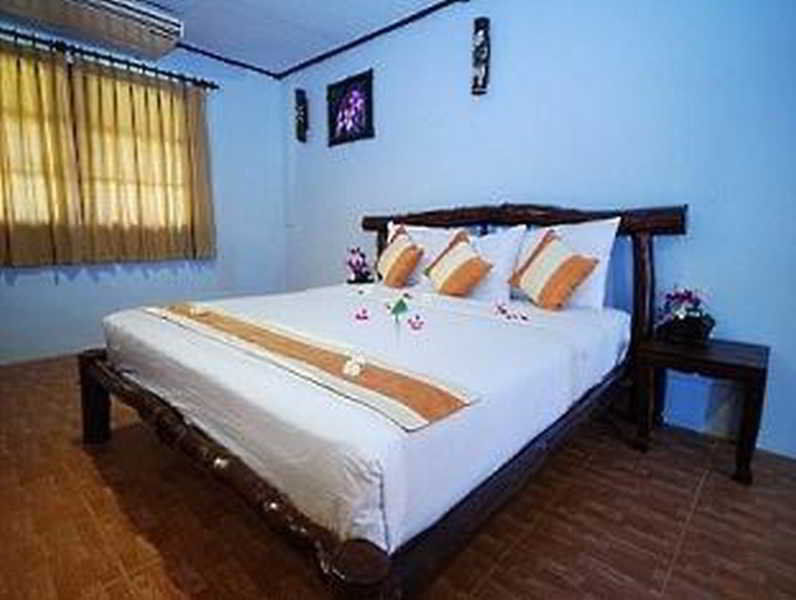 Alongkot Beach Resort Khanom Luaran gambar