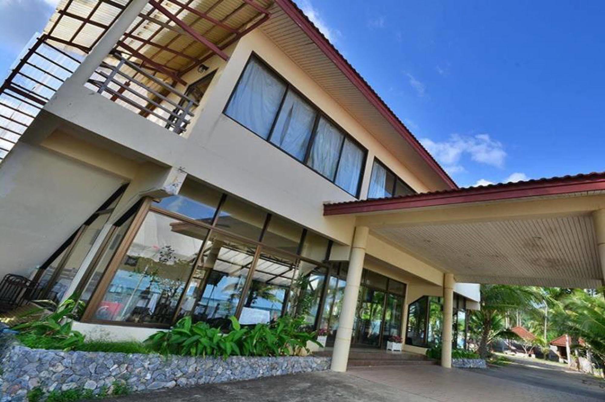 Alongkot Beach Resort Khanom Luaran gambar